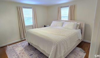 64 4th St, Bristol, CT 06010