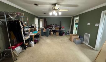 240 Whittle Cir, Ashburn, GA 31714