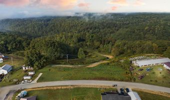 312 Poor Farm Rd, Beattyville, KY 41311