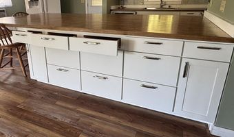 105 Windsor Ave, Augusta, ME 04330