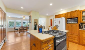 390 Front St, Bath, ME 04530