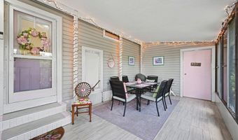 421 Papaya Cir, Barefoot Bay, FL 32976