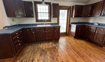 927 Carver St, Brandon, VT 05733