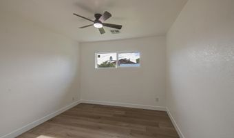 512 E NARRAMORE Ave, Buckeye, AZ 85326