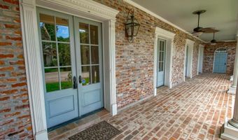 926 Crown Aly, Baton Rouge, LA 70806