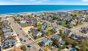 210 N BEACH Ave, Beach Haven, NJ 08008