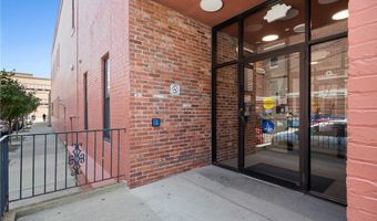 900 Sarah St Unit 112, Airville, PA 15203