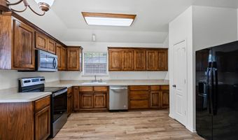 1830 Rayna Dr, Weatherford, TX 76086