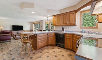 330 W FLORIDA Ave, Appleton, WI 54911