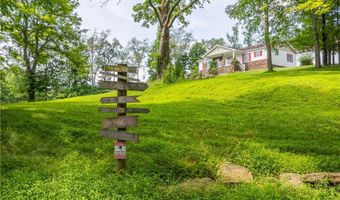 185 Dutch Glory Rd, Amity, PA 15311