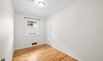 1465 3RD St, Astoria, OR 97103