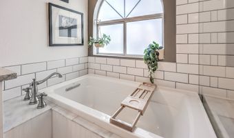 2027 Shadow Brook Way, Henderson, NV 89074