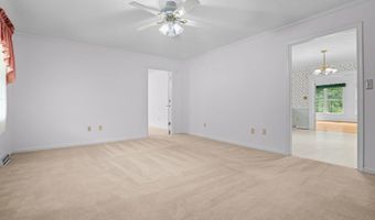 53 Woodlake Cir, Altavista, VA 24517