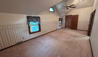 709 N St, Aurora, NE 68818