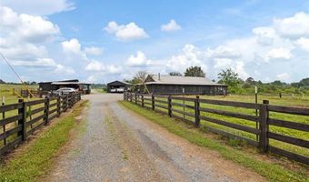 215 Erwin Rd, Adairsville, GA 30103