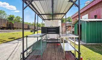 516 W Main St, Appalachia, VA 24216