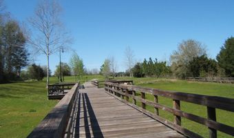 Cross St, Bagdad, FL 32583