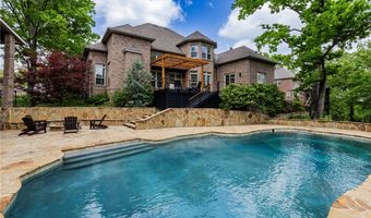 904 NW Oxford Gate, Bentonville, AR 72712