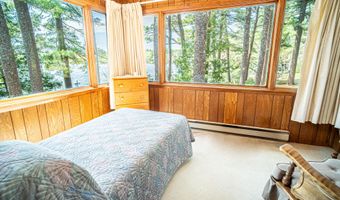 35 Middle Rd, Acton, ME 04001