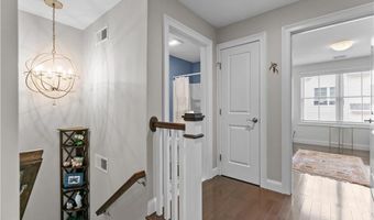 50 Kettle Point Ave 50, East Providence, RI 02914