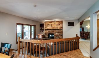 3154 Waucheeta Trl, Madison, WI 53711