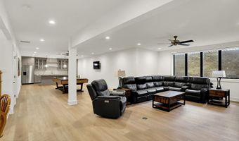 3961 Chapel Hill Ct, Bargersville, IN 46106