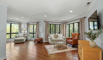 8 Racerunner Ct, Bald Head Island, NC 28461