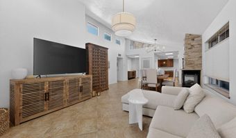 9735 Village Green Dr NE, Albuquerque, NM 87111