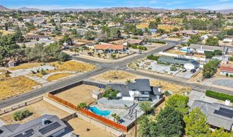 14204 Tehachapi Rd, Apple Valley, CA 92307