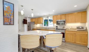 6616 BRADDOCK, Annandale, VA 22003