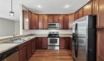 15533 Eagle Shore Dr 806, Apple Valley, MN 55124