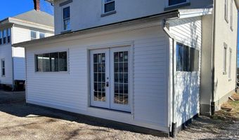 417 Manchester St, Aurora, IN 47001