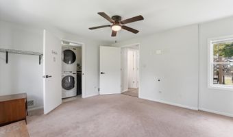 23016 W Lakeview Ave, Antioch, IL 60002