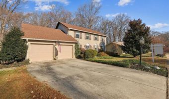 8510 BROWNING Ct, Annandale, VA 22003