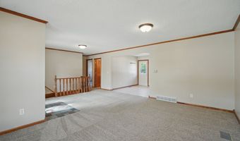 1118 NW Linden St, Ankeny, IA 50023