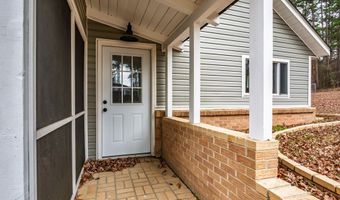 319 Rogers Ave, Bruce, MS 38915