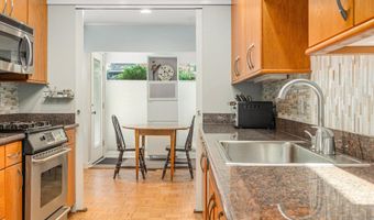 1402 Bardstown Trl, Ann Arbor, MI 48105