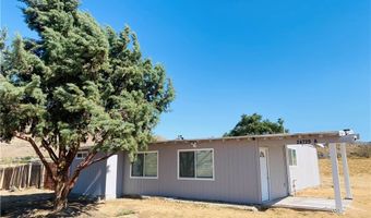 24729 Roxbury Rd A, Apple Valley, CA 92307