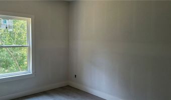 6 Carnahan Ln, Bella Vista, AR 72715