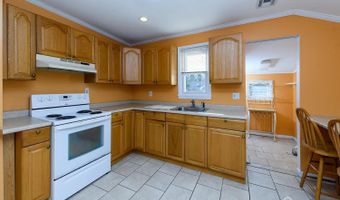 2 Woodbrook Dr, Aberdeen, NJ 07747