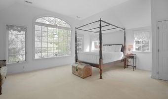 5804 ABERDEEN Rd, Bethesda, MD 20817