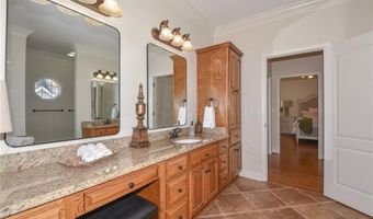 2447 OAKWOODS Ln, Alexander City, AL 35010