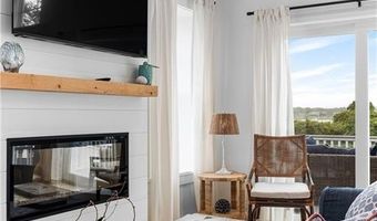 17 Goose Island Rd, Narragansett, RI 02882