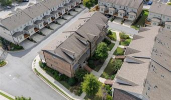 1097 Township Sq, Alpharetta, GA 30022