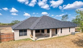 152 Summers Ln, Alice, TX 78332