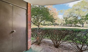 1405 E Central Rd 122C, Arlington Heights, IL 60005