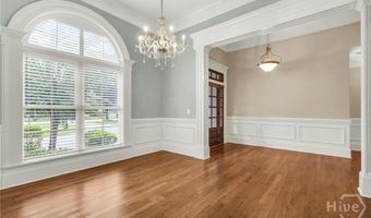 5 Pinebrook Ct, Savannah, GA 31405