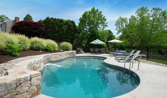 11 Whippoorwill Rd, Bethel, CT 06801