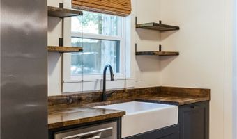 640 Tallassee Rd, Athens, GA 30606