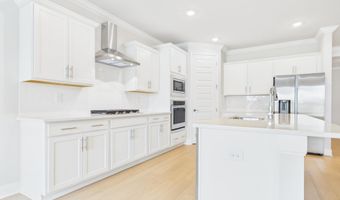 22619 Donahue Dr, Athens, AL 35613